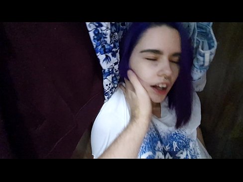 ❤️ Znalazłem moją siostrę w szafie i pomogłem jej dojść ❤️❌ Porno at us ❌️